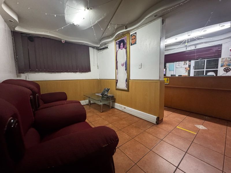 Commercial space in Springfield Park For Sale. - Photo 6
