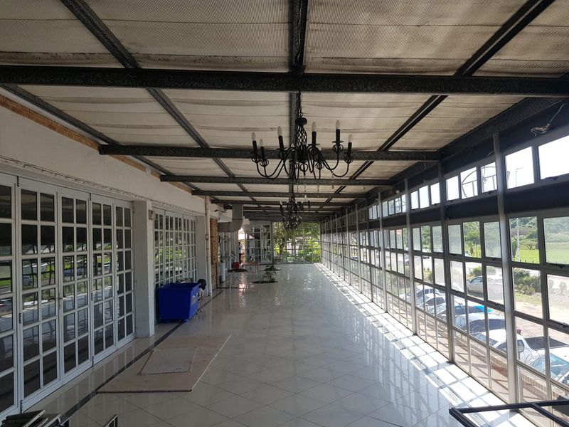 FACTORY TO LET IN HOMEBASE BUILDING, PHOENIX INDUSTRIAL PARK - Photo 2