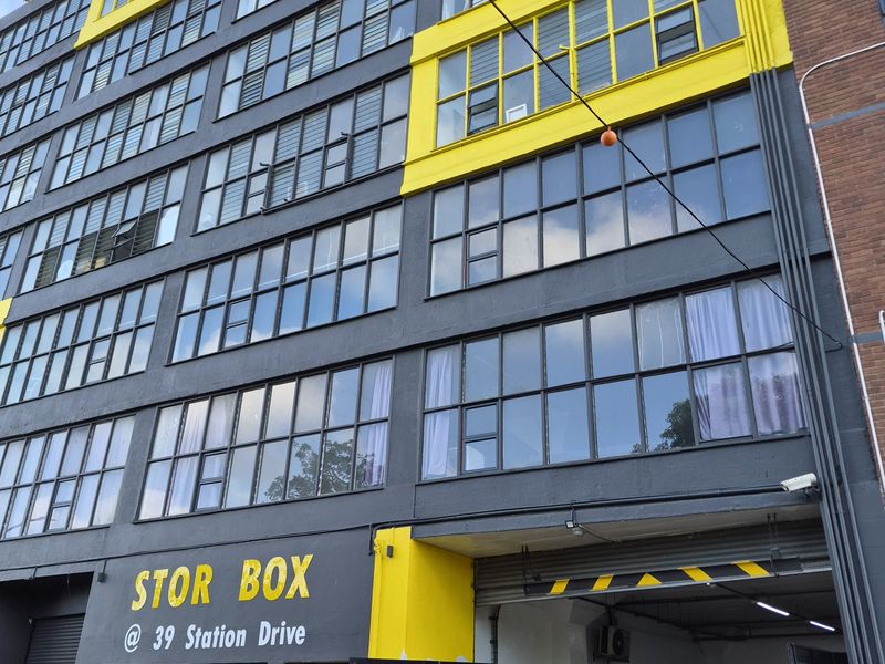 MINI FACTORY TO LET IN GREYVILLE, DURBAN - Photo 6