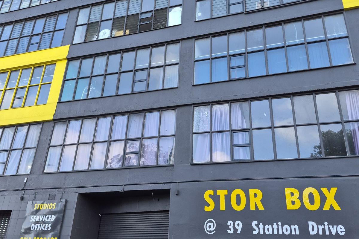 MINI FACTORY TO LET IN GREYVILLE, DURBAN - Photo 2