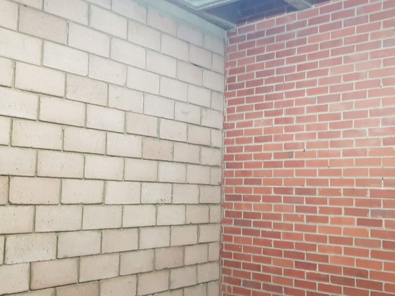 TO LET - 300m2 FACTORY SPACE  IN PHOENIX - Photo 10