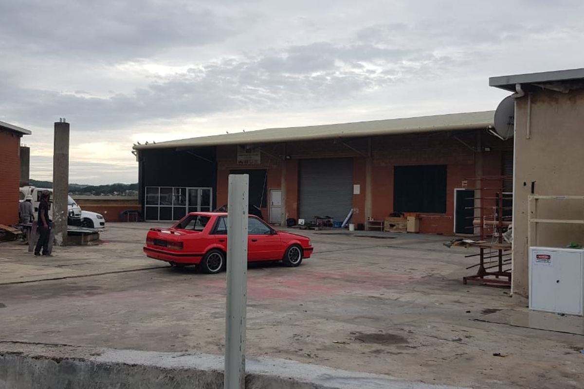 ROOF TOP FACTORY TO LET IN HOMEBASE BUILDING, PHOENIX INDUSTRIAL - Photo 3