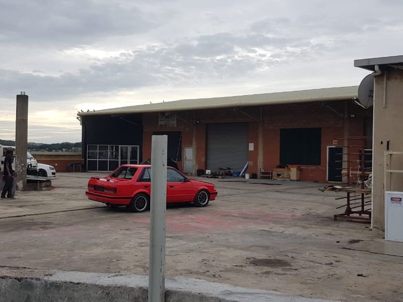 ROOF TOP FACTORY TO LET IN HOMEBASE BUILDING, PHOENIX INDUSTRIAL - Photo 3