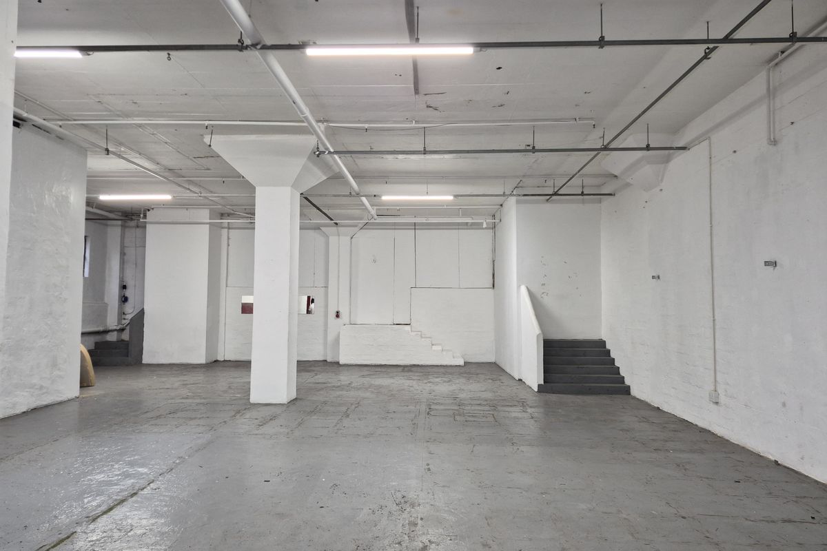 FACTORY SPACE TO LET IN GREYVILLE, DURBAN - Photo 2