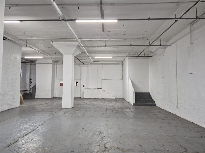 FACTORY SPACE TO LET IN GREYVILLE, DURBAN - Photo 2