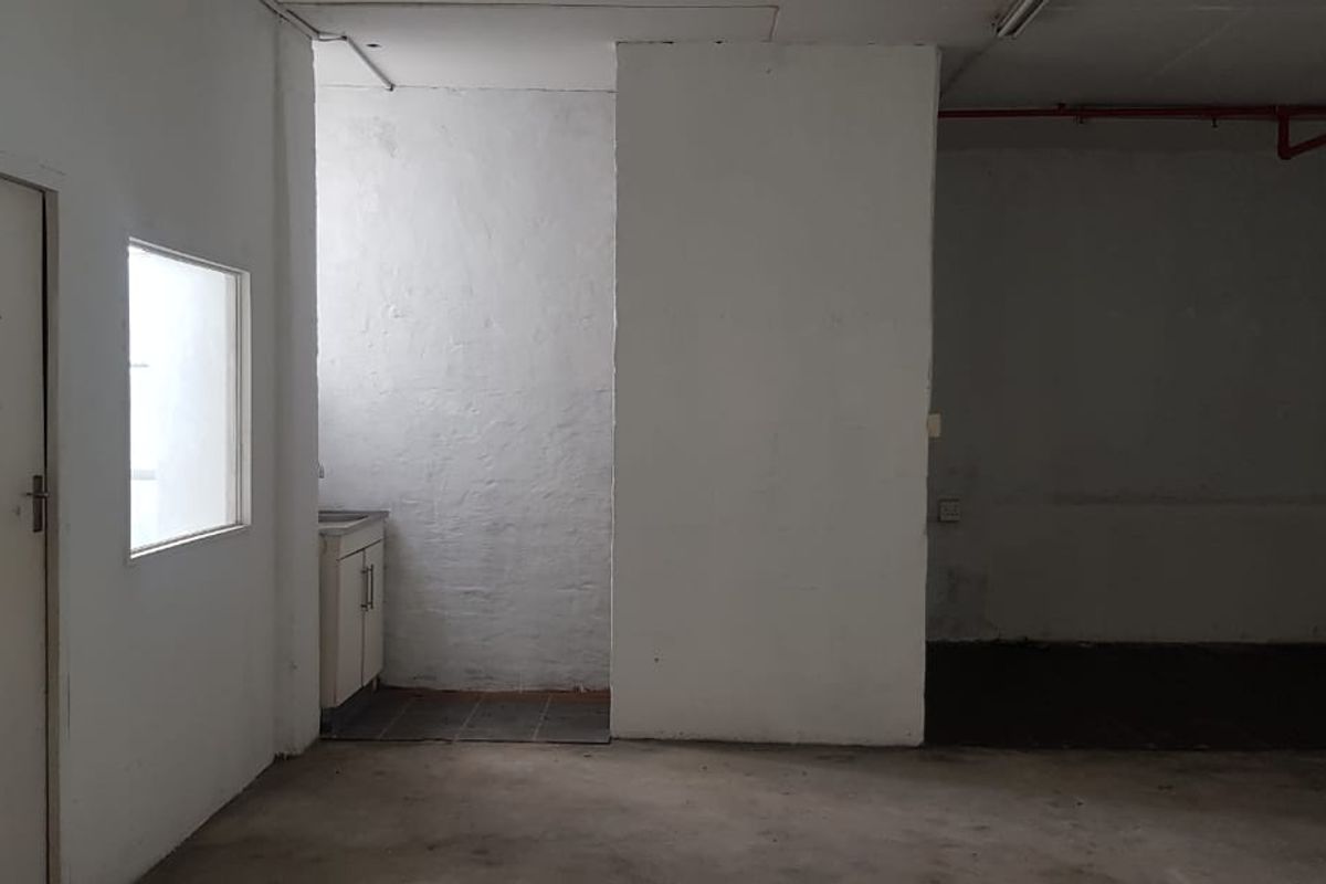 FACTORY SPACE TO LET IN GREYVILLE, DURBAN - Photo 5