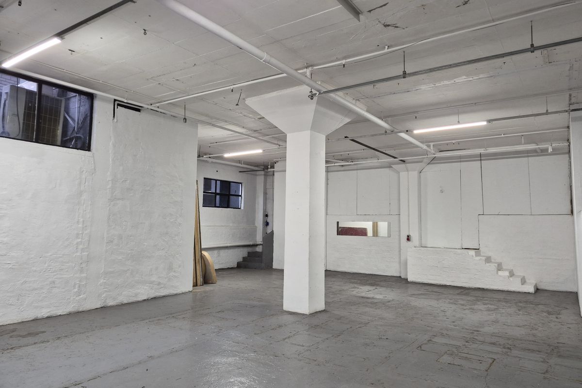FACTORY SPACE TO LET IN GREYVILLE, DURBAN - Photo 4