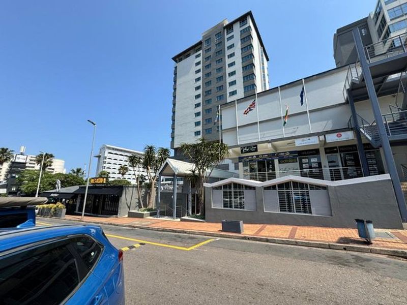 Prime Retail Space To Let In Umhlanga - Photo 7