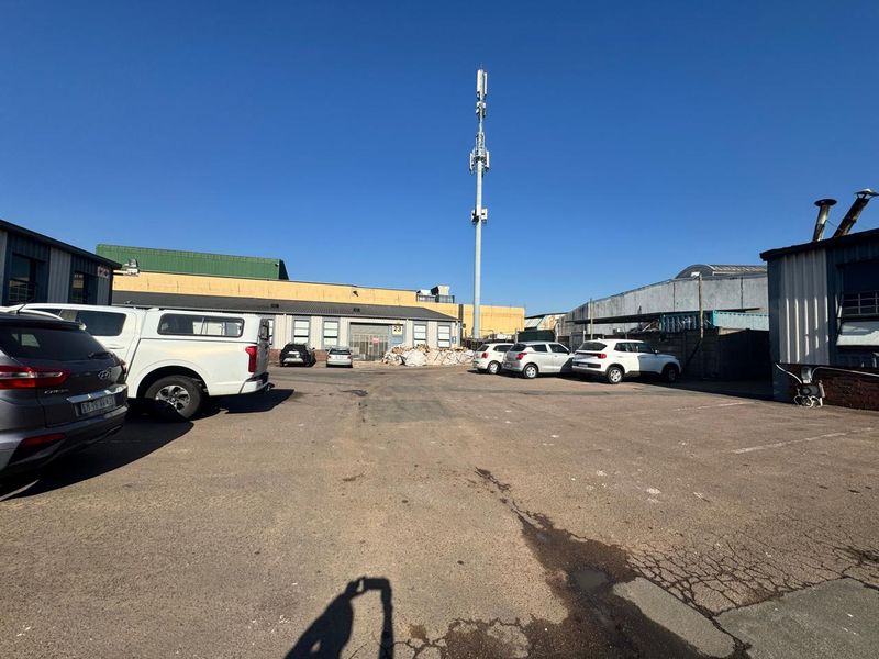 Mini Factory To Let In Springfield - Photo 2