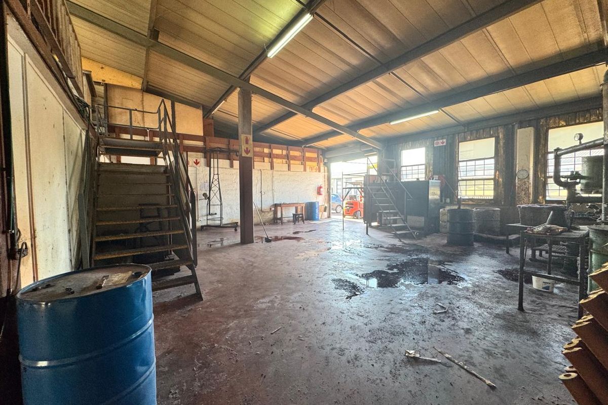 Mini Factory To Let In Springfield - Photo 3