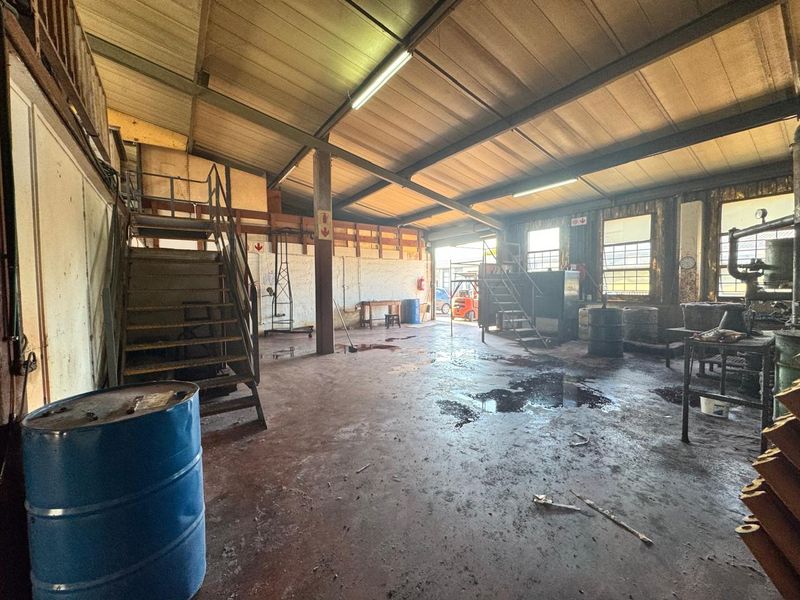 Mini Factory To Let In Springfield - Photo 3