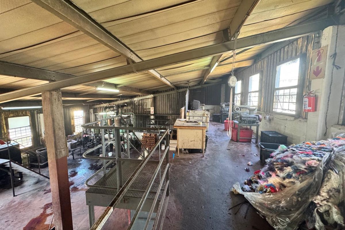 Mini Factory To Let In Springfield - Photo 4