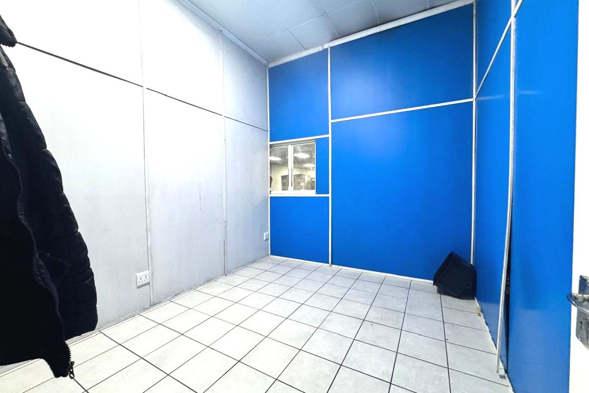 Warehouse Space In The Prime Of Tongaat - Photo 5