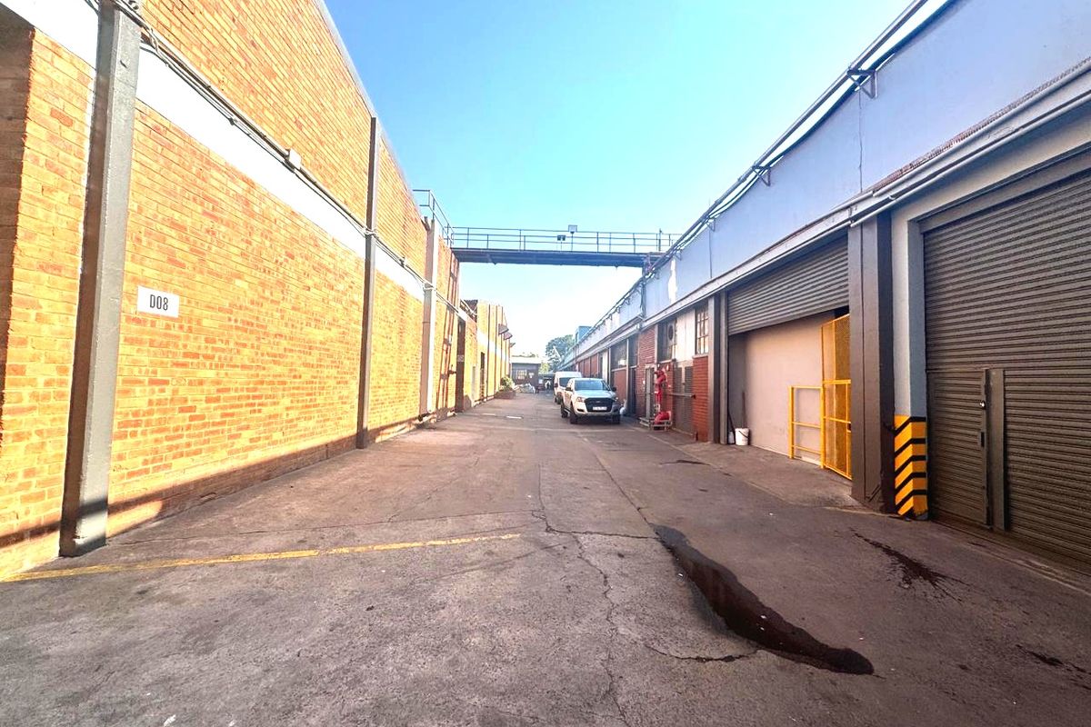 Warehouse To Let In Tongaat - Photo 2