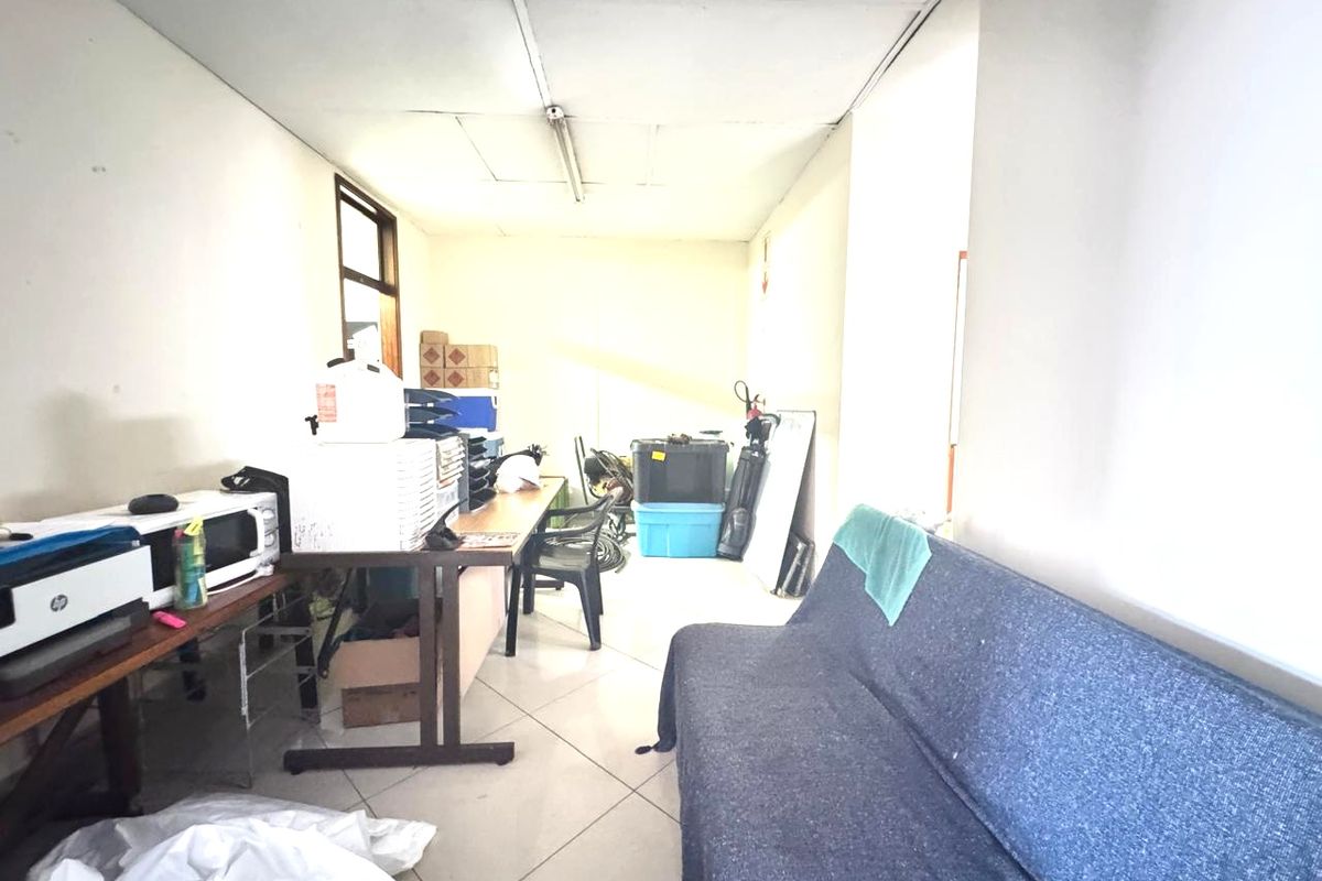 Well Located Commercial Unit To Let In Tongaat - Photo 5