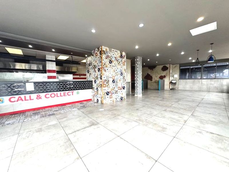 Retail Unit Available To let In Pinetown - Photo 5