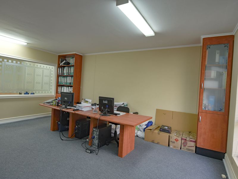 Cosy Office unit for Sale in Umhlanga Ridge. - Photo 4