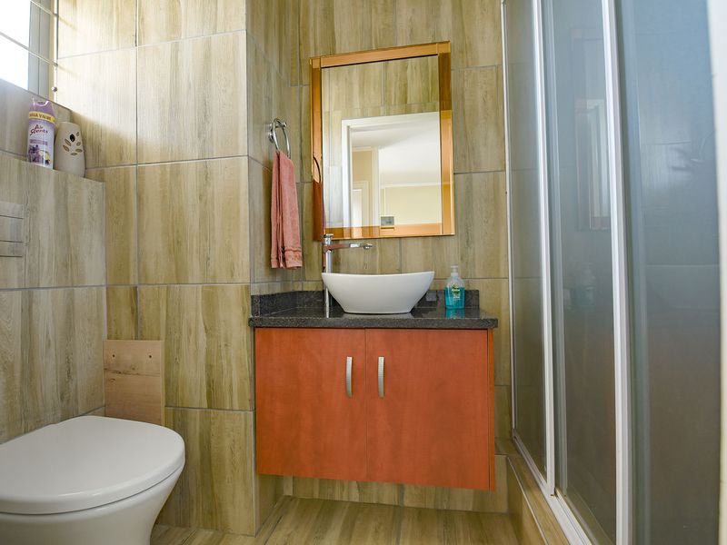 Cosy Office unit for Sale in Umhlanga Ridge. - Photo 10