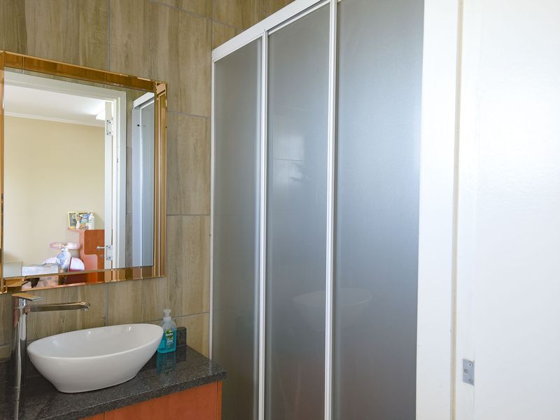 Cosy Office unit for Sale in Umhlanga Ridge. - Photo 9