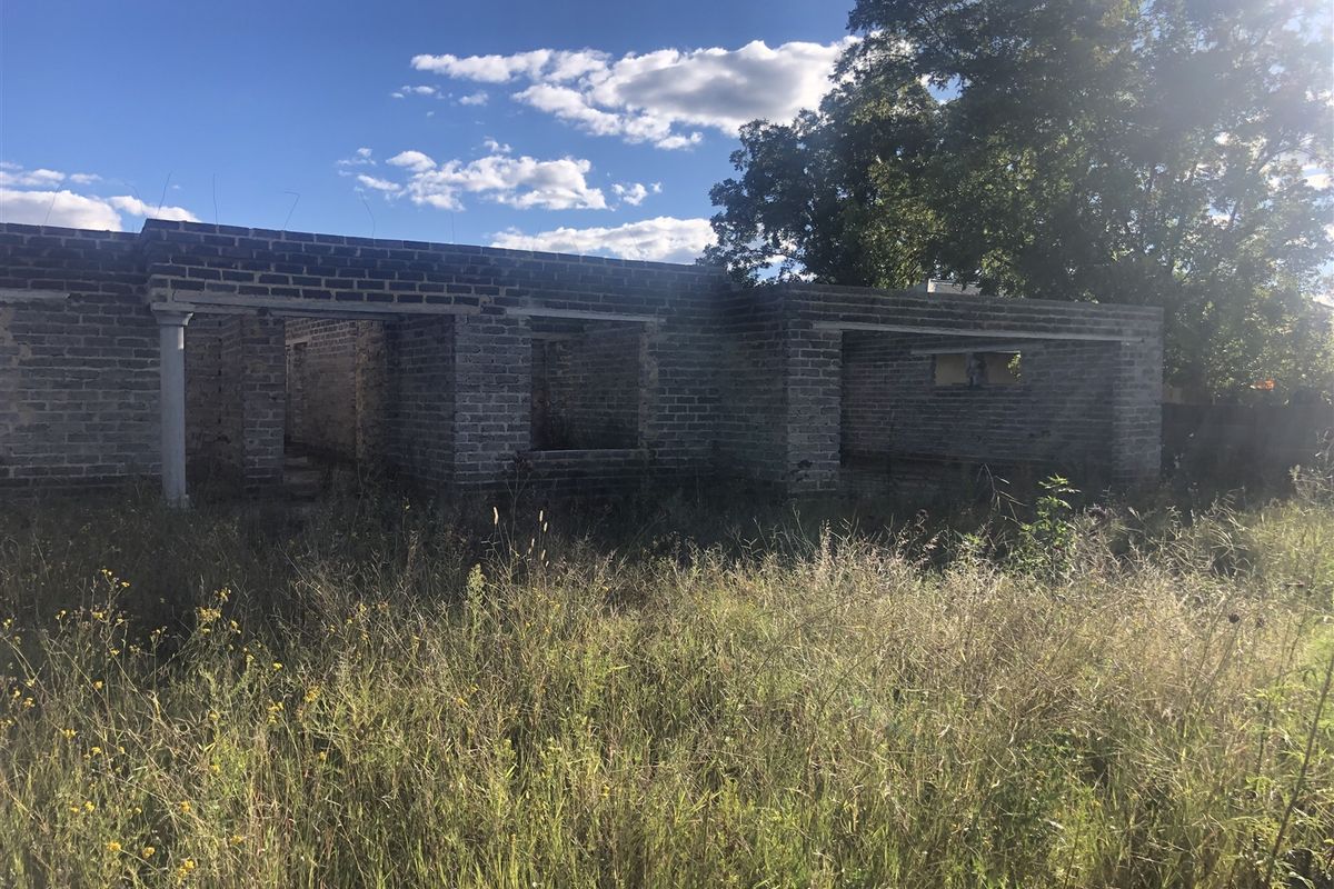 Renovators Dream In Parys - Photo 4