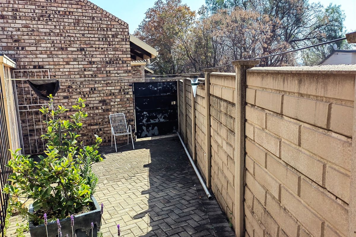 Move-In Ready - Photo 3