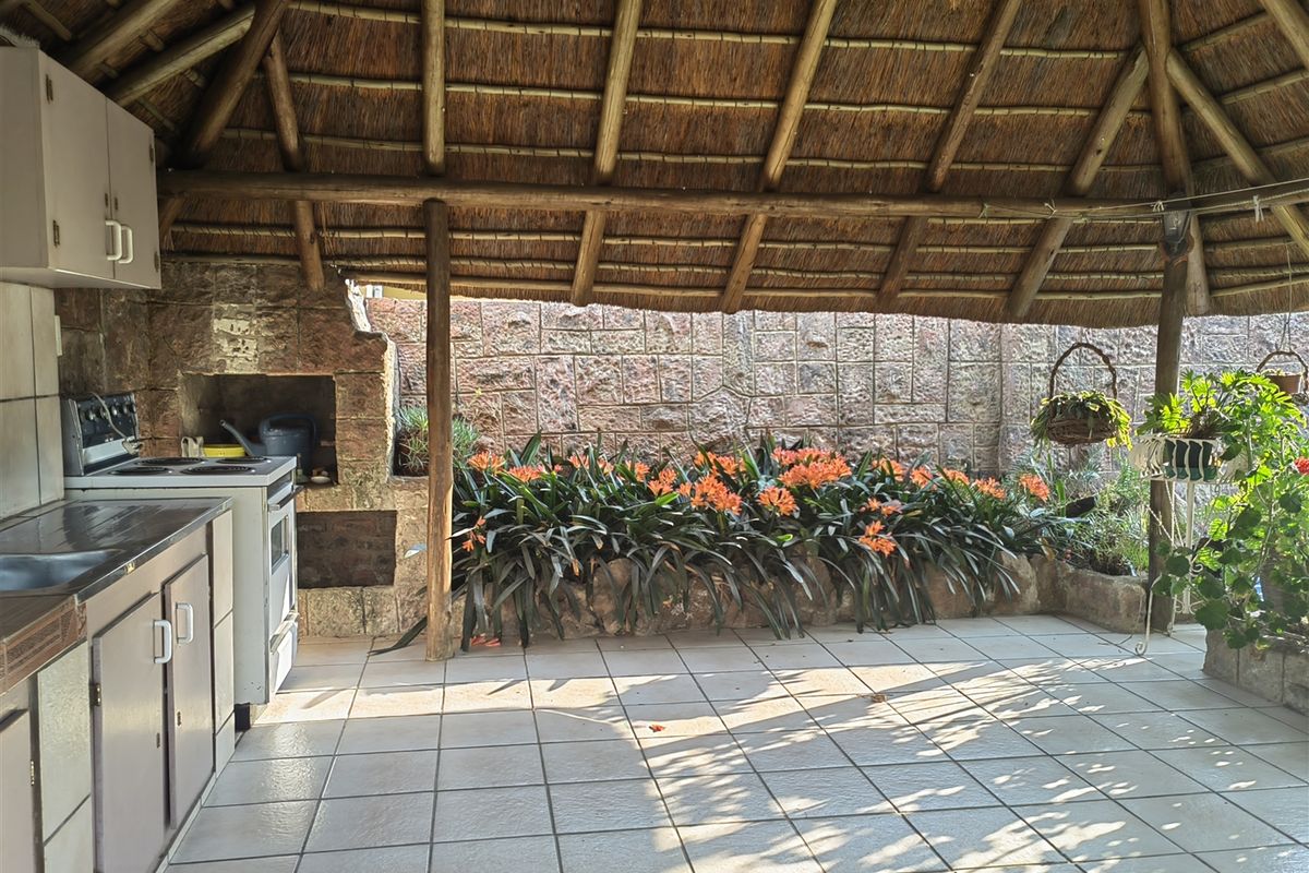 Character home for sale in Parys - Photo 4
