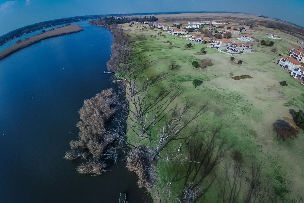 River Life Style Estate-Club Milos-Vacant Stands Available - Photo 5