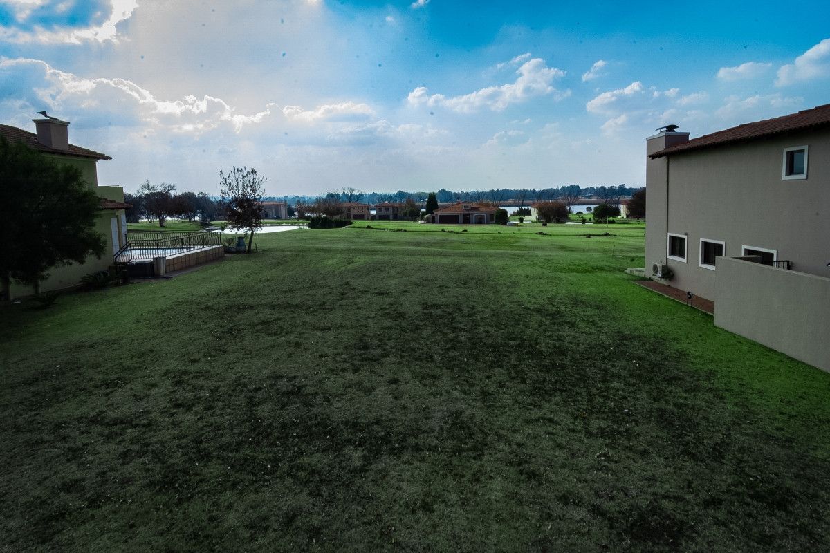 18 m. Above River Front Level For Awesome Views - Photo 3