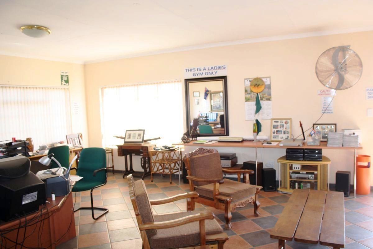 Deneysville CBD prime dual-use property for sale, Vaal Dam - Photo 5