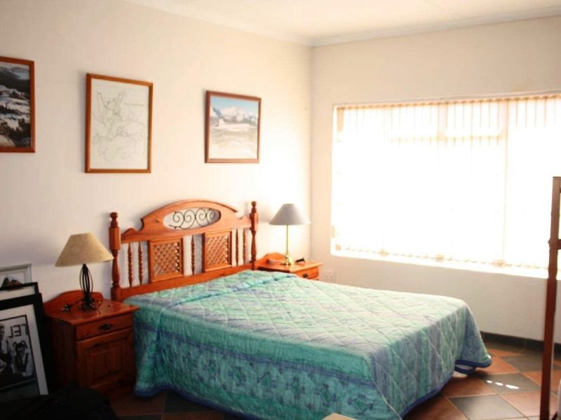 Deneysville CBD prime dual-use property for sale, Vaal Dam - Photo 9