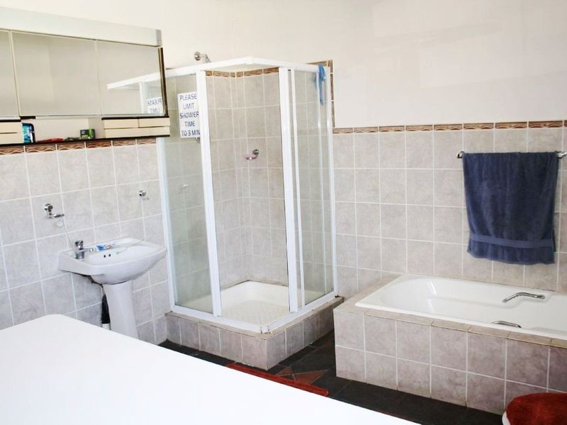 Deneysville CBD prime dual-use property for sale, Vaal Dam - Photo 8