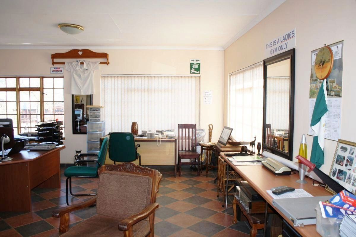 Deneysville CBD prime dual-use property for sale, Vaal Dam - Photo 4