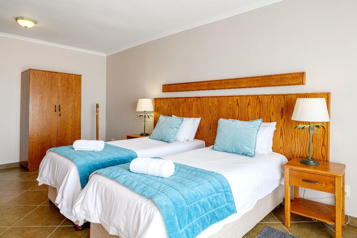 Luxury Coastal Retreat with Endless Potential - Photo 5