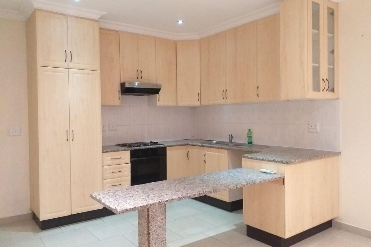 Magnificent & Modern Townhouse - Photo 2