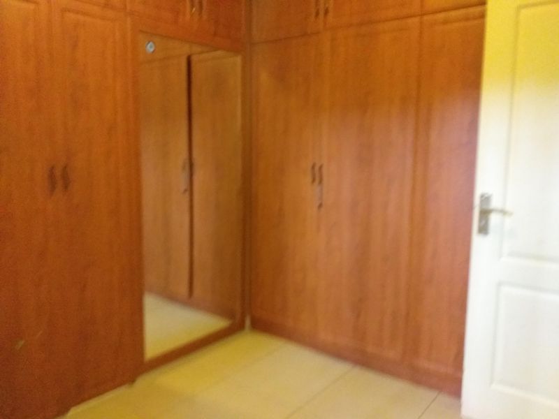 Magnificent & Modern Townhouse - Photo 4