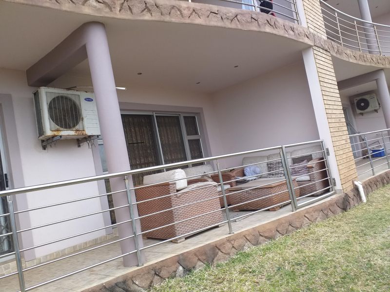 Magnificent & Modern Townhouse - Photo 10