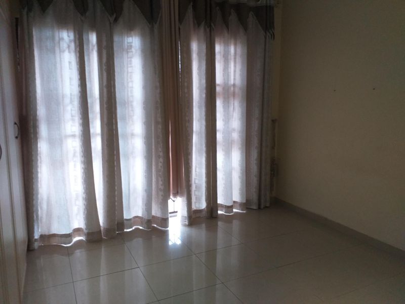 Magnificent & Modern Townhouse - Photo 3