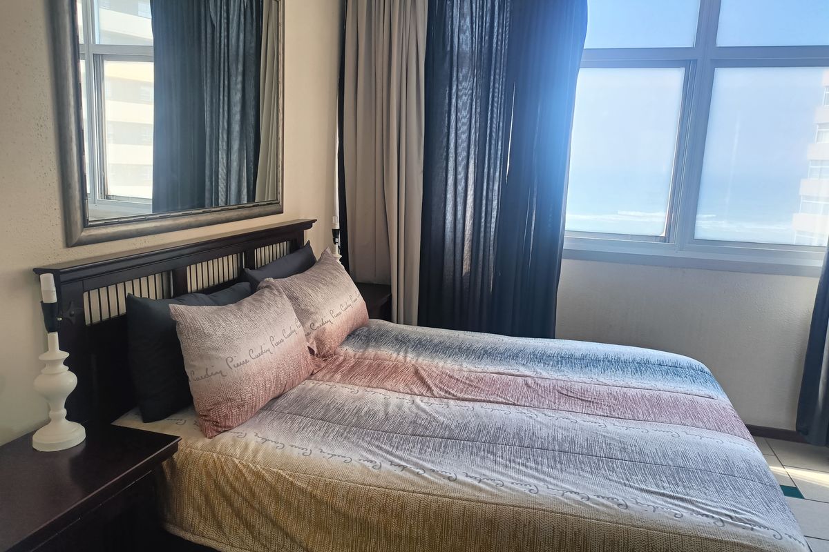 LUXURY APARTMENT - Photo 5