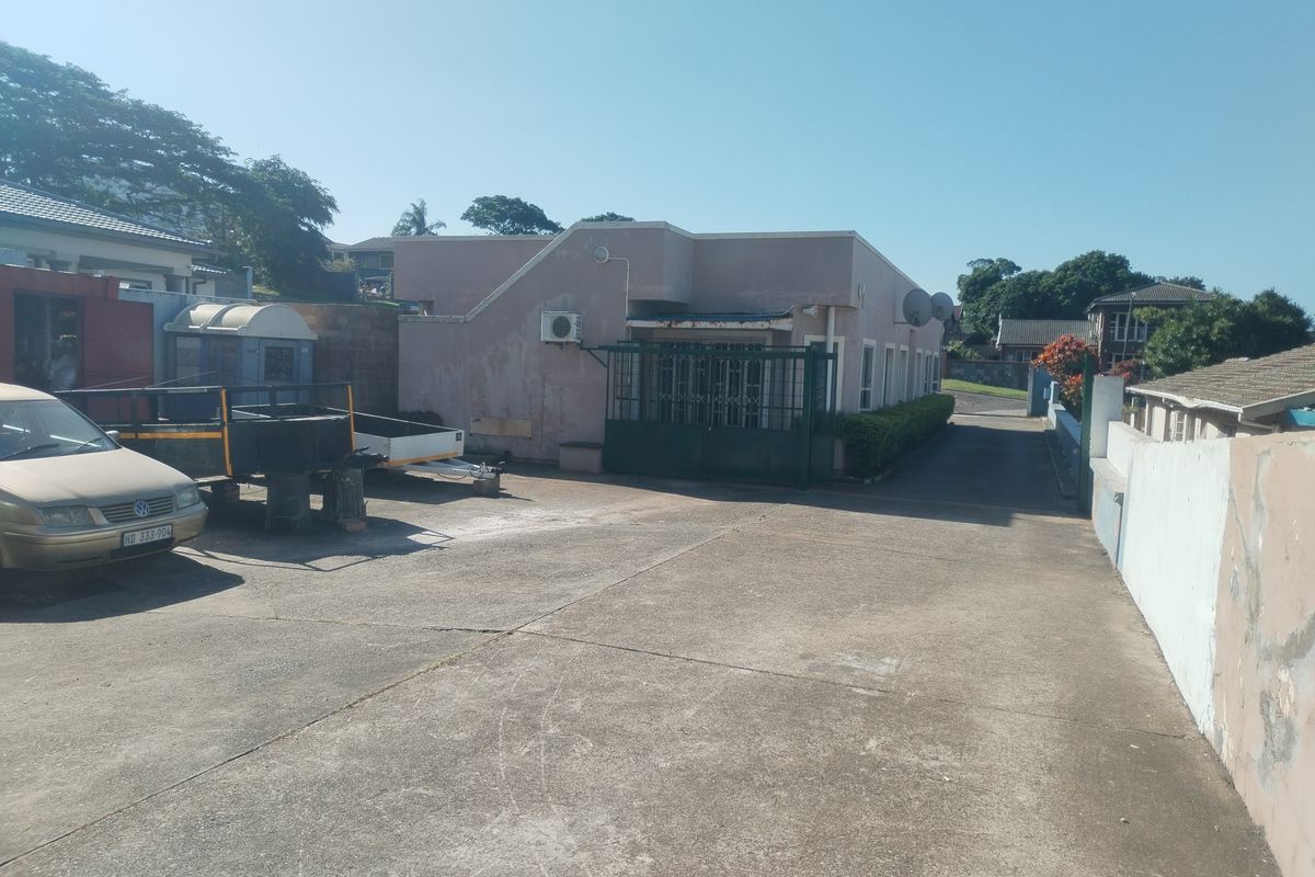 DON'T MISS OUT 9 BEDROOM HOUSE FOR SALE - Photo 4