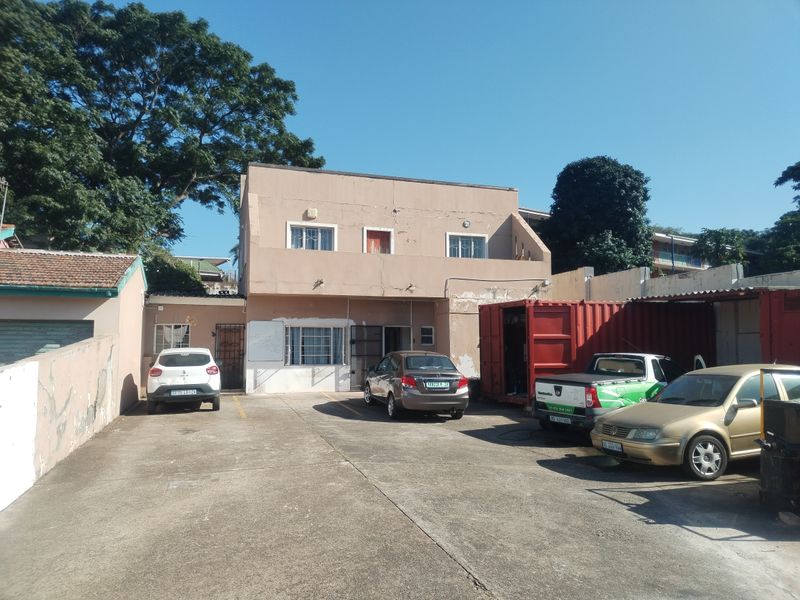 DON'T MISS OUT 9 BEDROOM HOUSE FOR SALE - Photo 2