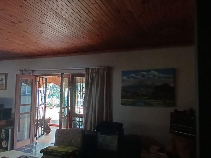 3-Bedroom Home with Workshop, Storeroom & Unfinished Granny Flat on a 2 Ha Smallholding – Tarlton - Photo 9