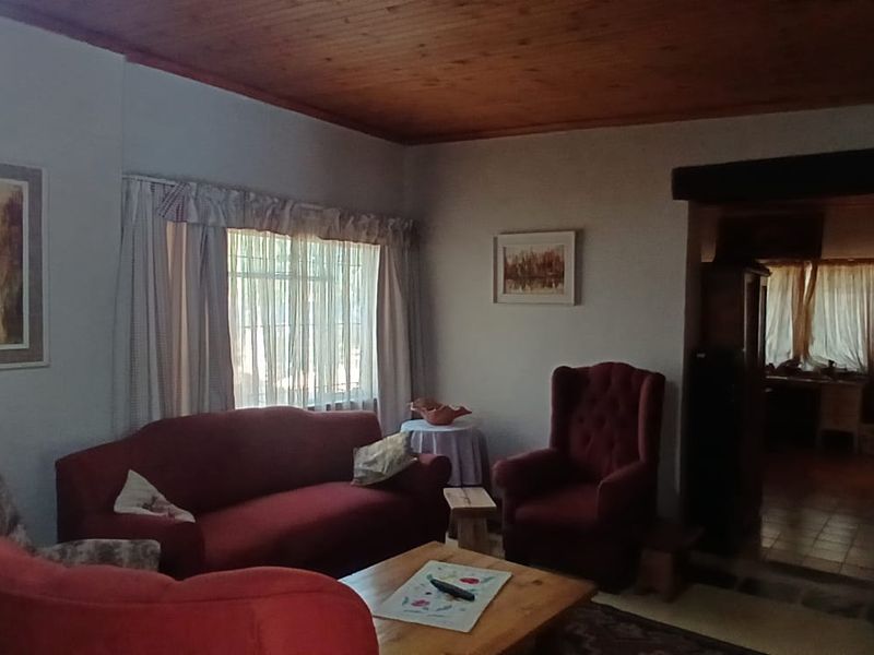 3-Bedroom Home with Workshop, Storeroom & Unfinished Granny Flat on a 2 Ha Smallholding – Tarlton - Photo 8