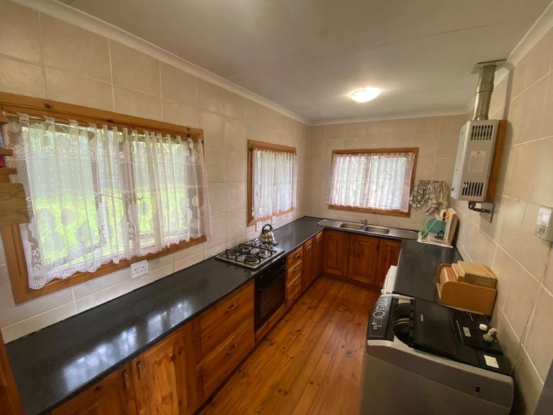 Coastal Living Meets Modern Comfort - Photo 5