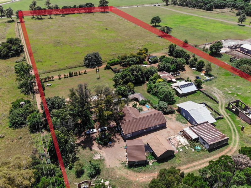 Exceptional 4.9 Hectare Smallholding – Endless Potential! - Photo 2