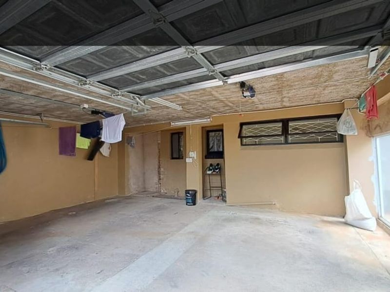 4 Bedroom Coastal Gem with amazing seaview, for sale in Manaba  Beach - Photo 6