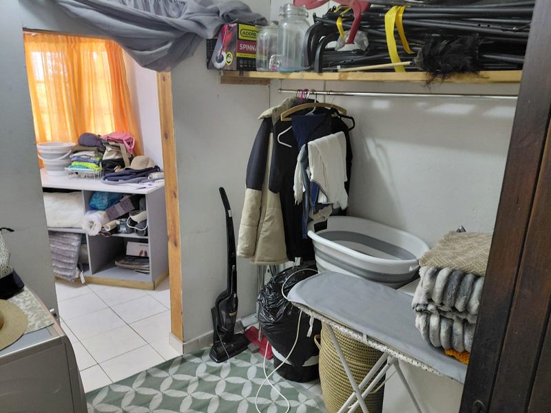 Spacious Family Home with Versatile Work from Home Options in Prime Coastal Location Ramsgate - Photo 9