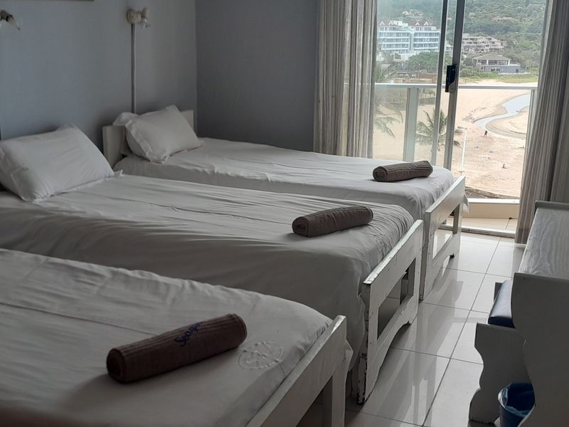 2 Bedroom Beachfront Apartment - Photo 8