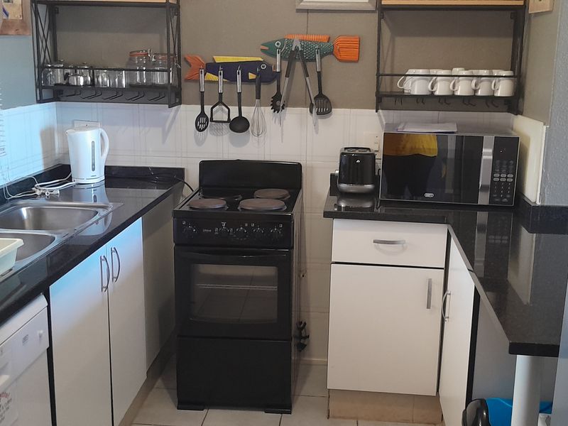 Stylish Oceanfront Living In The Heart Of Margate - Photo 2