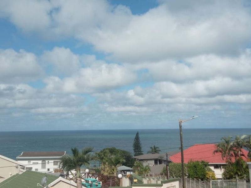 Beautiful Ground Floor Unit in Coastal Uvongo - Photo 8