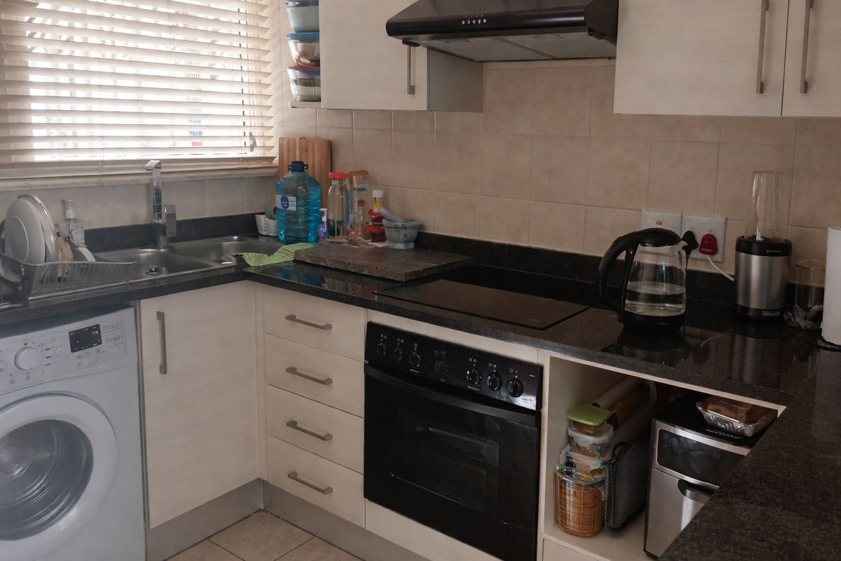 Beautiful Ground Floor Unit in Coastal Uvongo - Photo 5